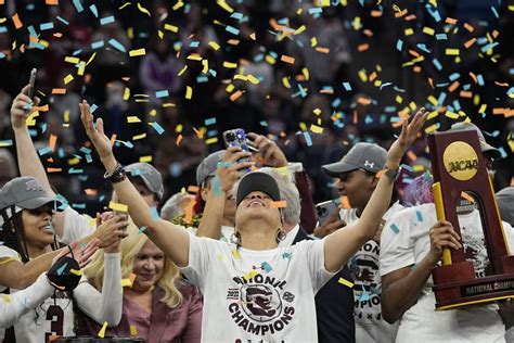 March Madness: South Carolina favored going into Final Four